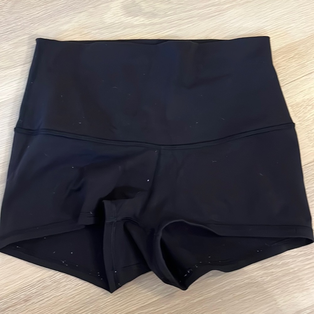 Lululemon booty shorts